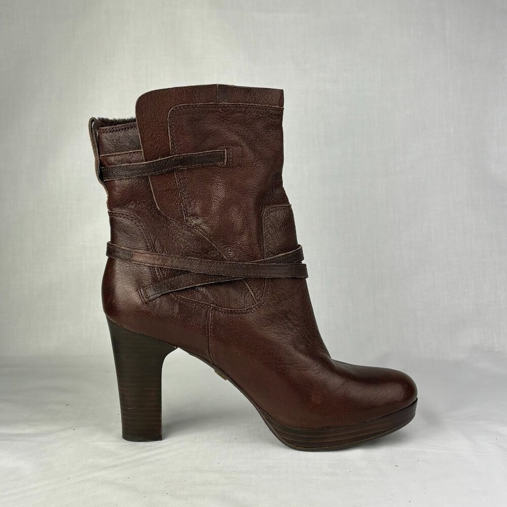 UGG Brown Ankle Booties with Chunky Heel and Buckle Details - Picture 3 of 16